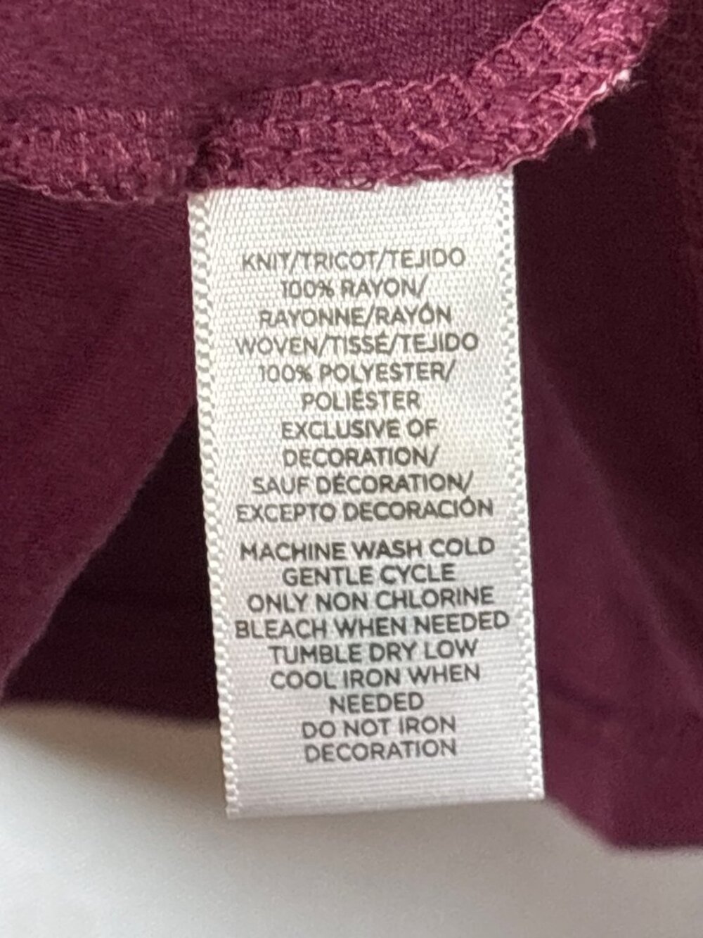 Ann Taylor LOFT Sleeveless Blouse Top Size XS Quarter Button Lace Accents Maroon - Picture 4 of 4